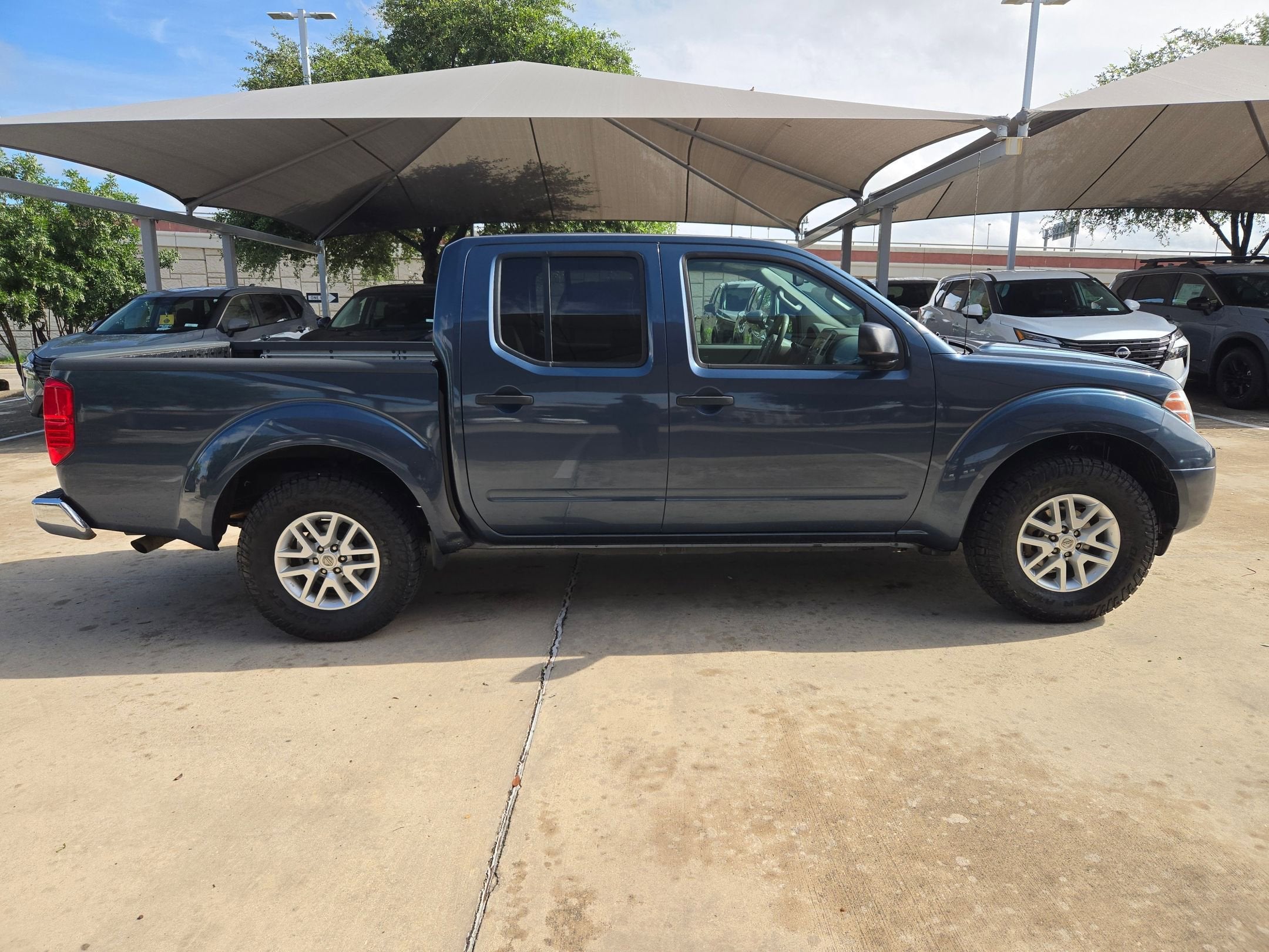 2014 Nissan Frontier SV