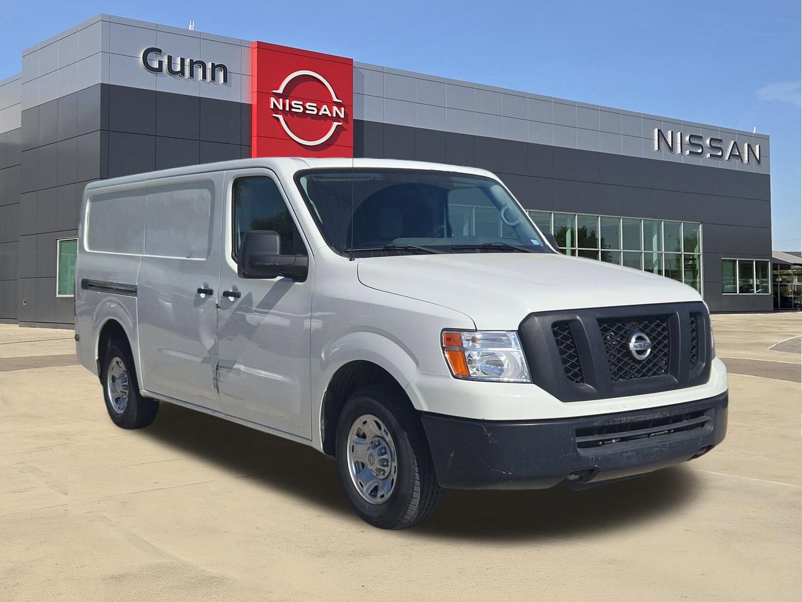 2021 Nissan NV Cargo SV