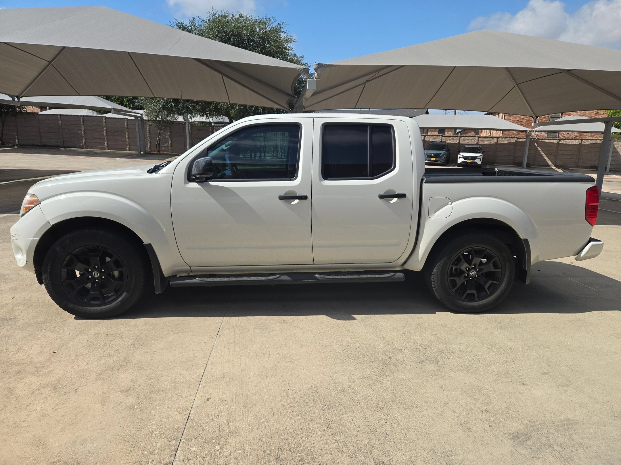 2021 Nissan Frontier SV