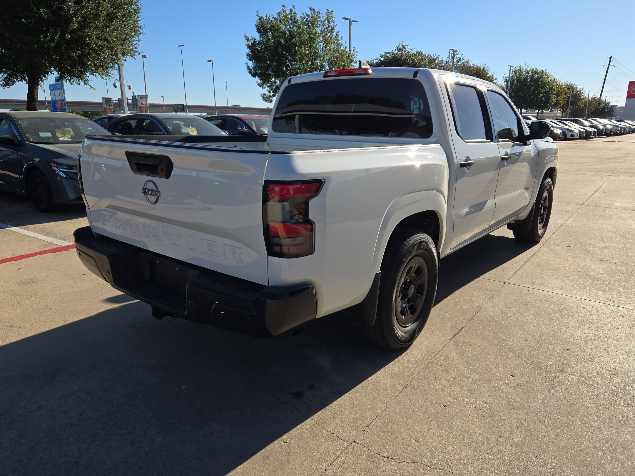 2022 Nissan Frontier S