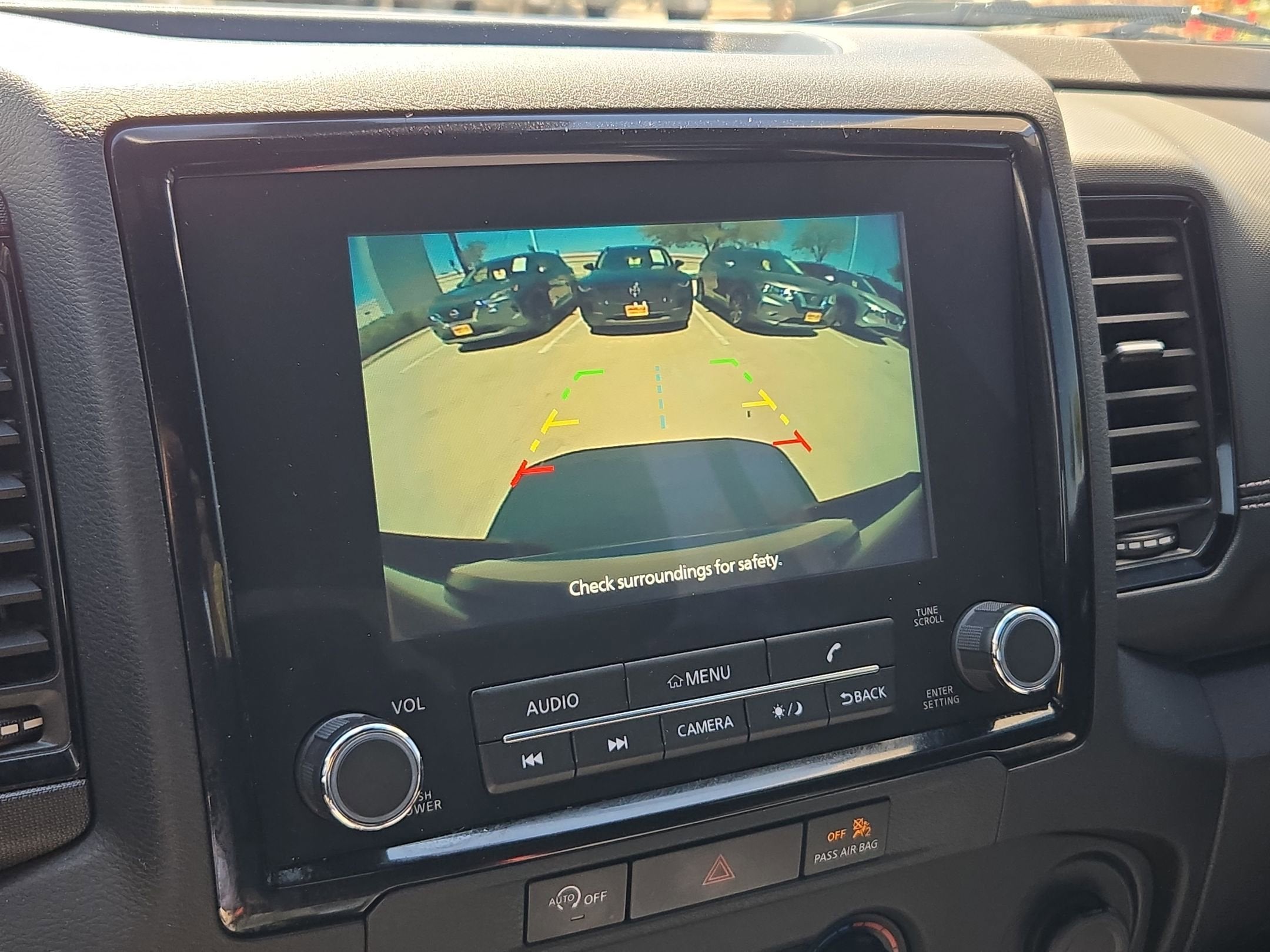 2023 Nissan Frontier SV