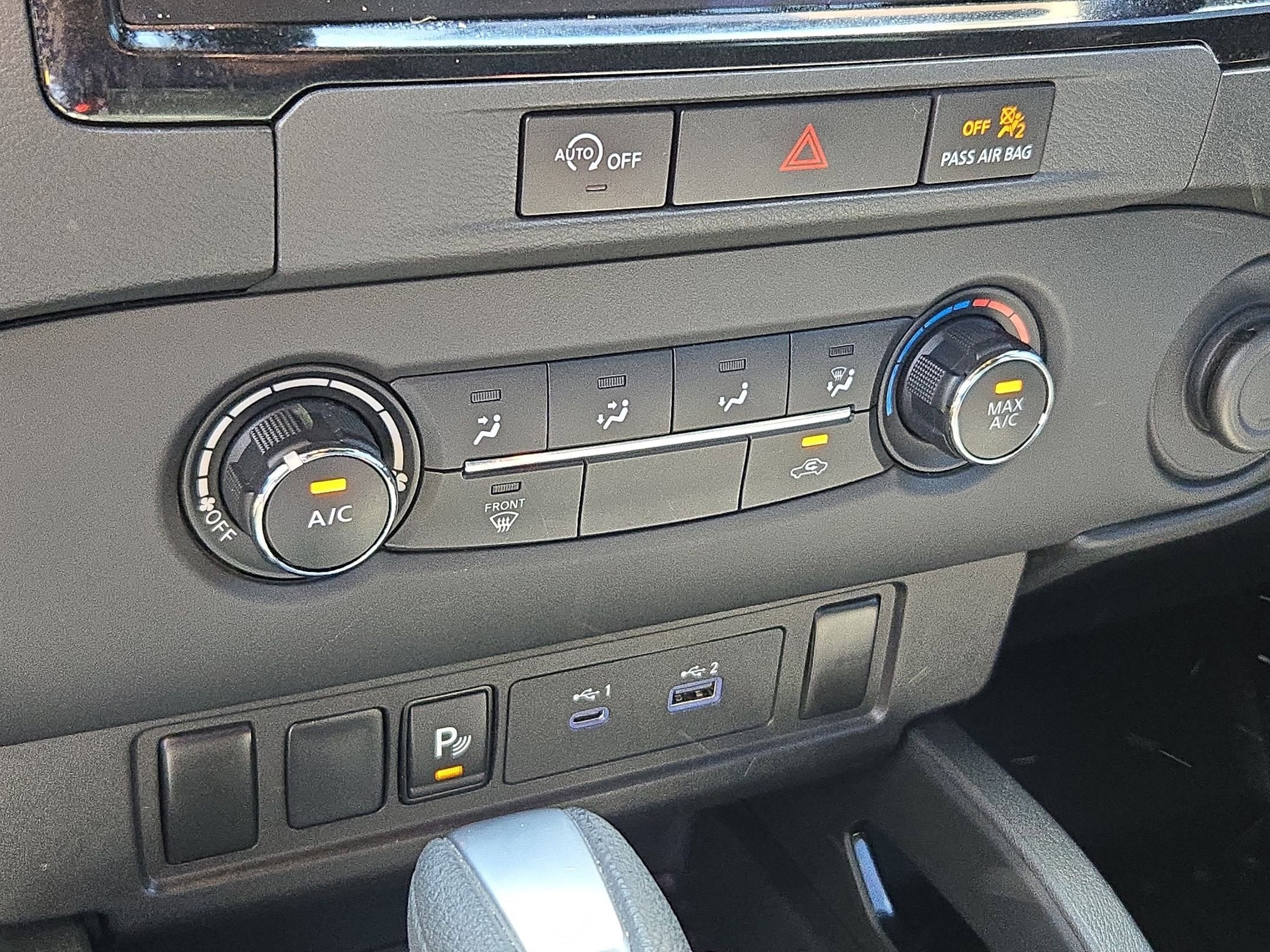 2023 Nissan Frontier SV