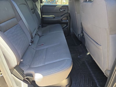 2023 Nissan Frontier Crew Cab SV