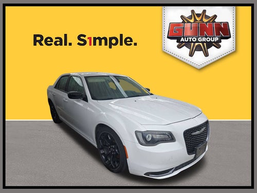2019 Chrysler 300 Touring