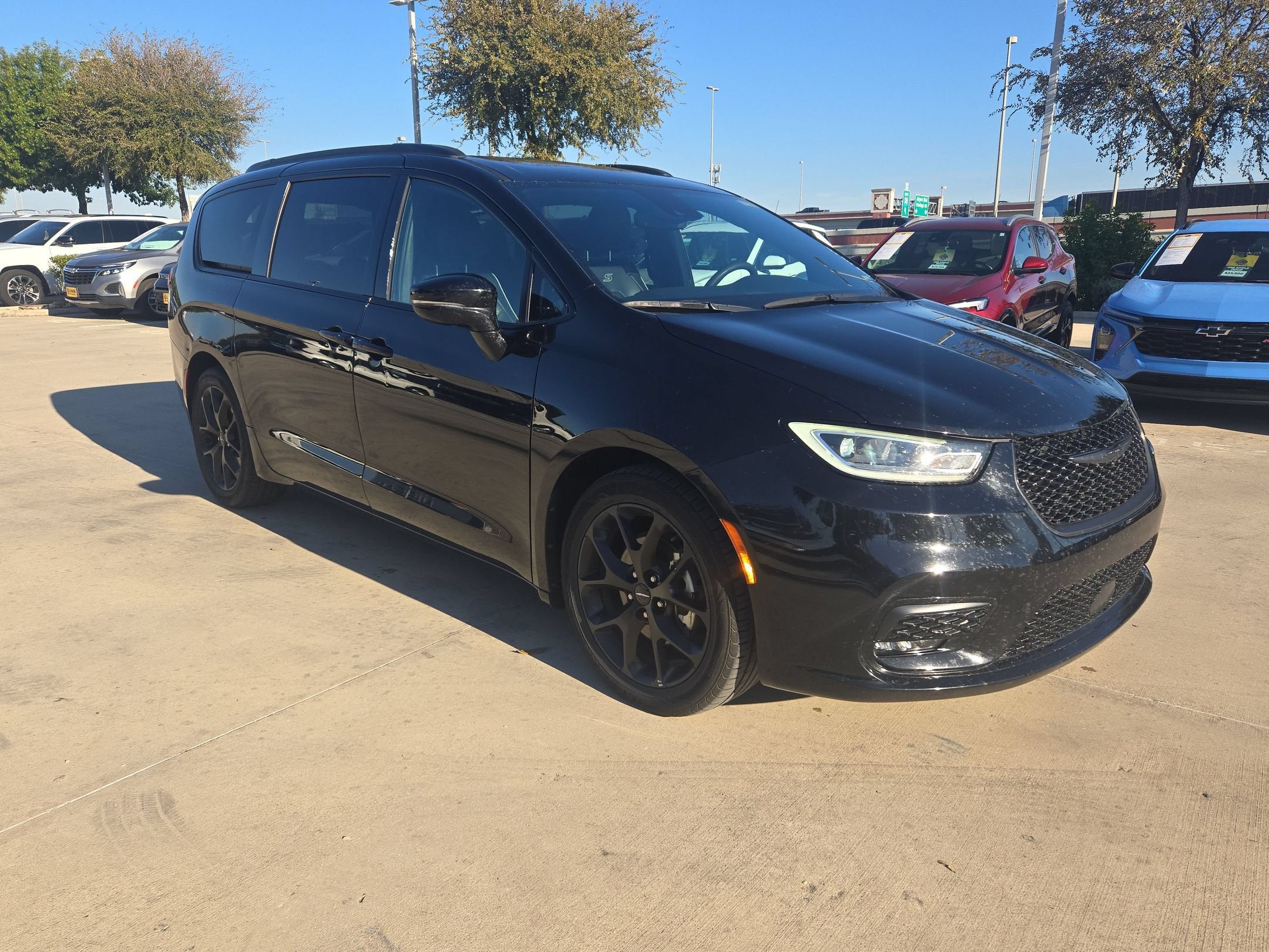 2025 Chrysler Pacifica Limited