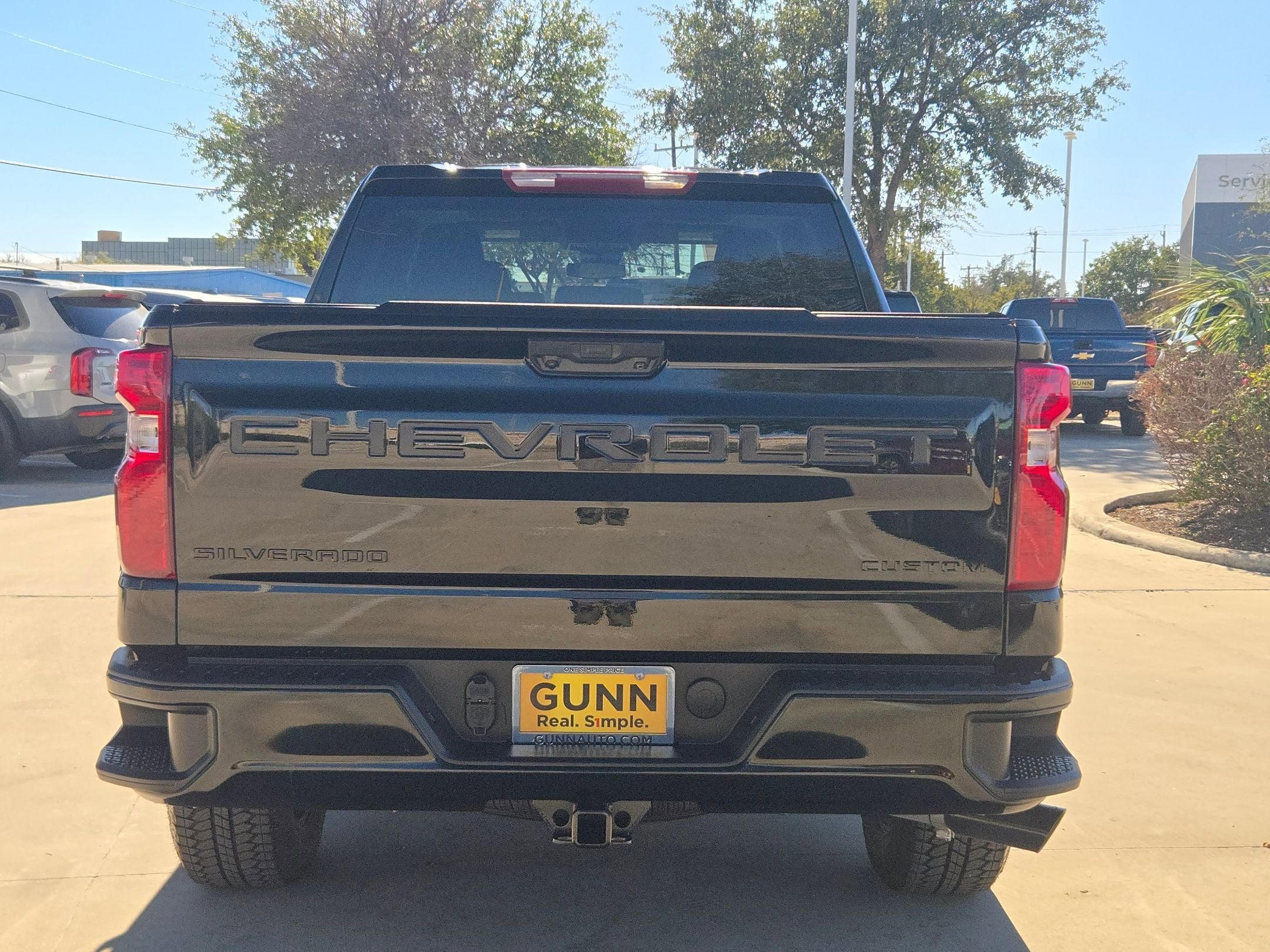 2025 Chevrolet Silverado 1500 Custom