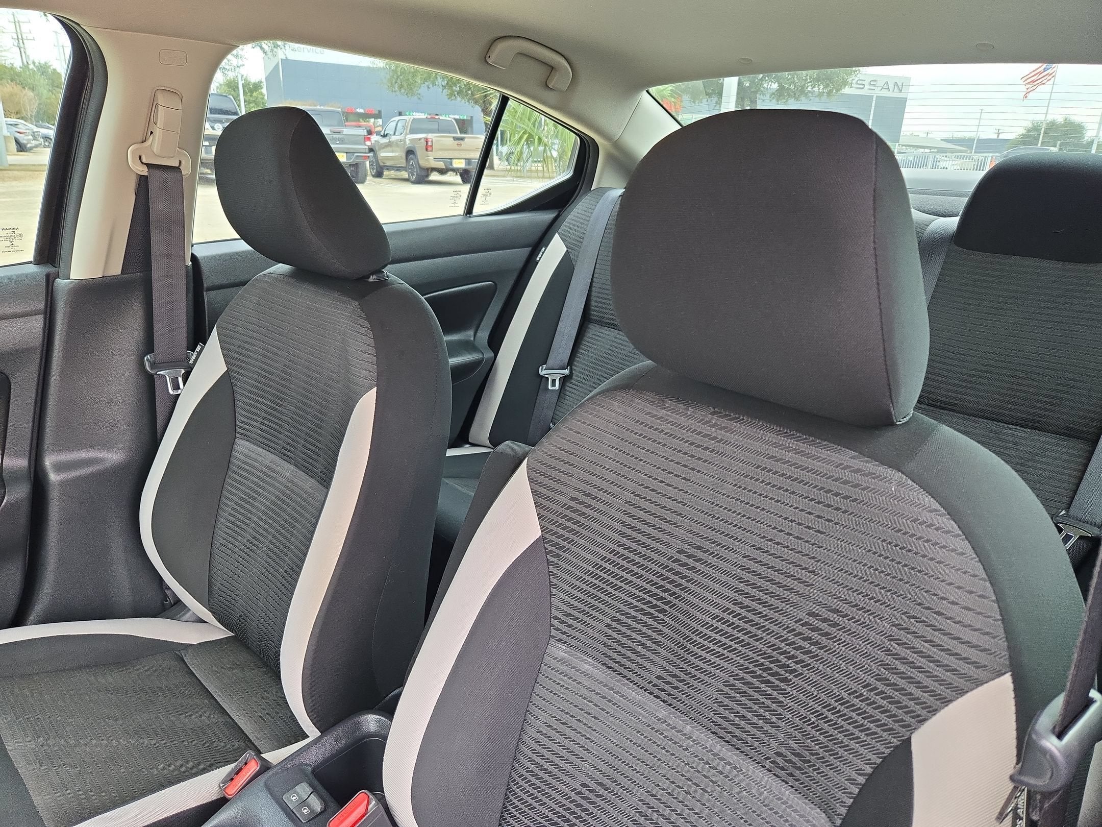 2020 Nissan Versa SV