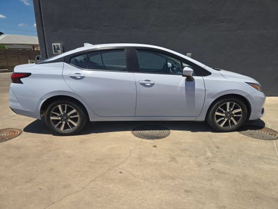 2023 Nissan Versa SV