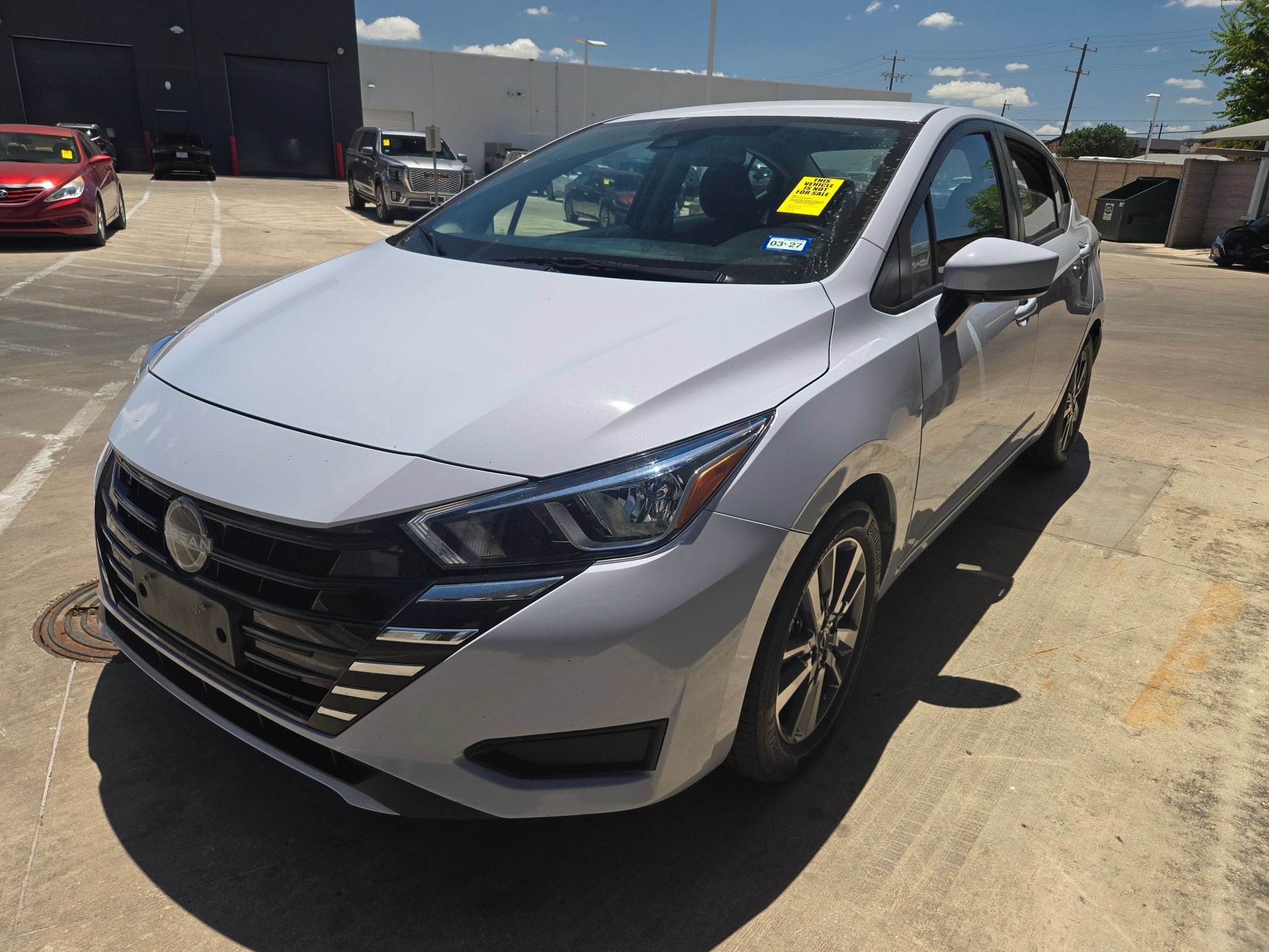 2023 Nissan Versa SV