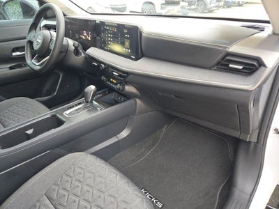 2026 Nissan Kicks SV