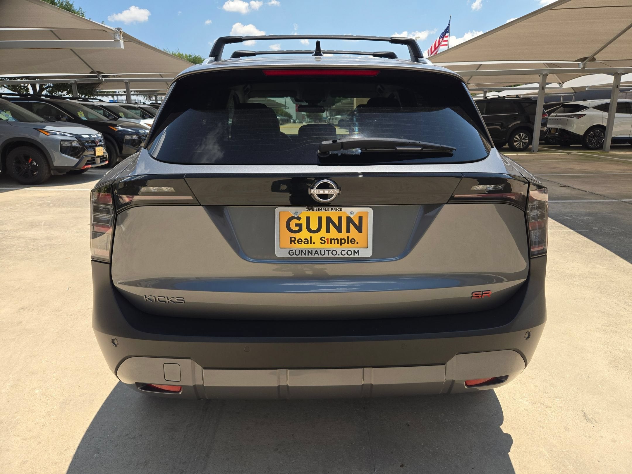 2026 Nissan Kicks SR