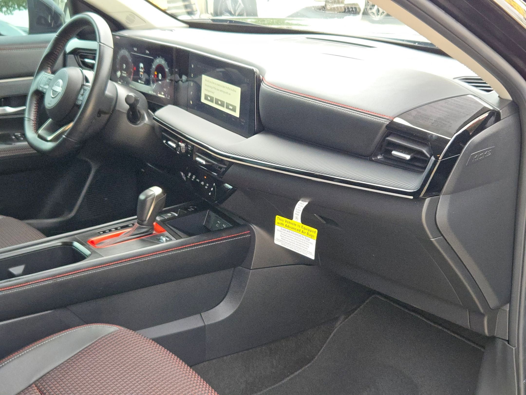 2025 Nissan Kicks SR