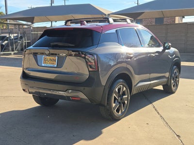 2025 Nissan Kicks SR