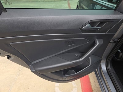 2020 Volkswagen Jetta R - LINE