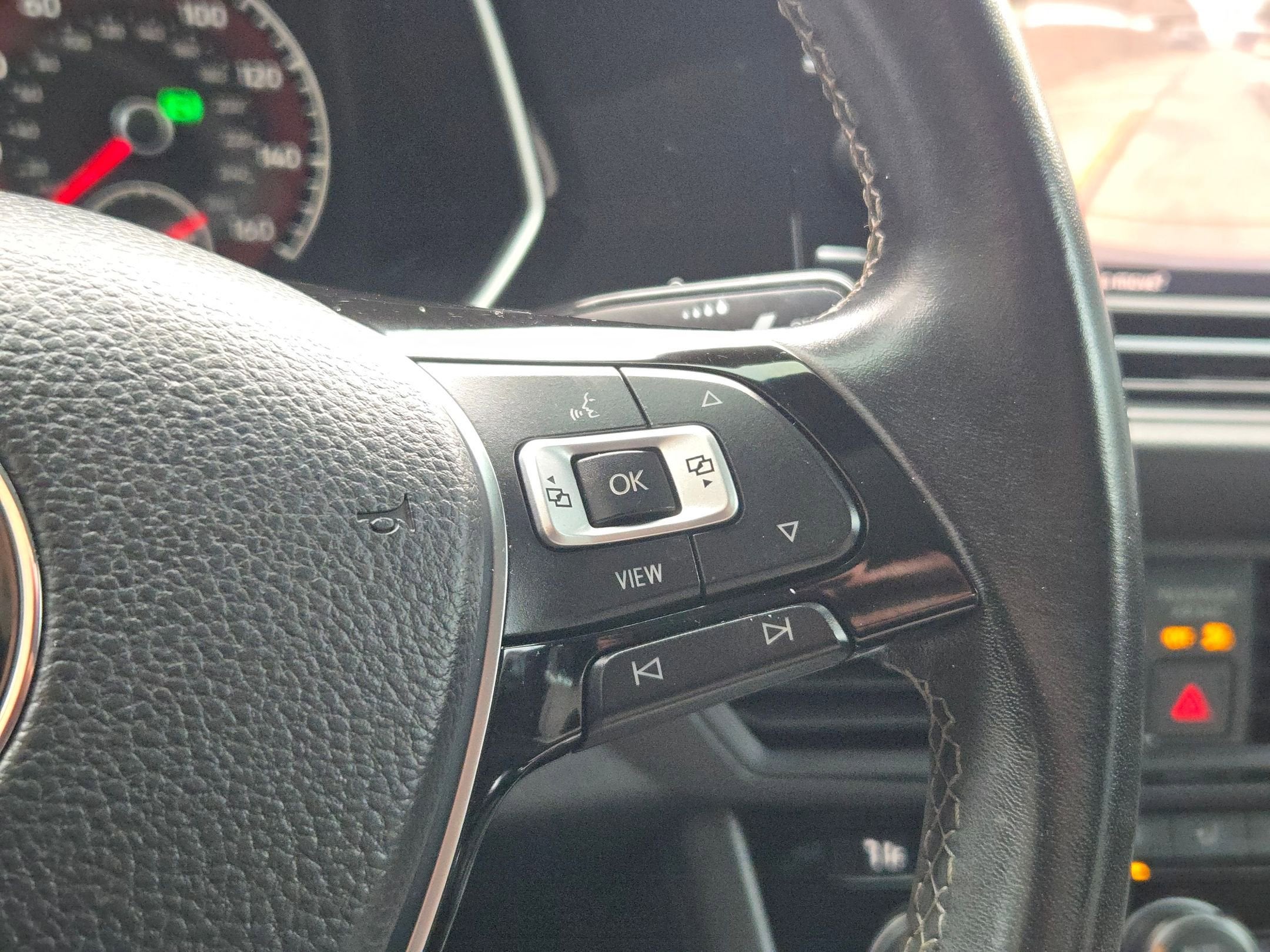 2020 Volkswagen Jetta R - LINE