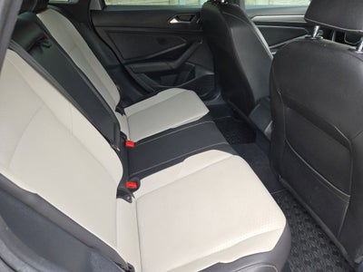 2020 Volkswagen Jetta R - LINE