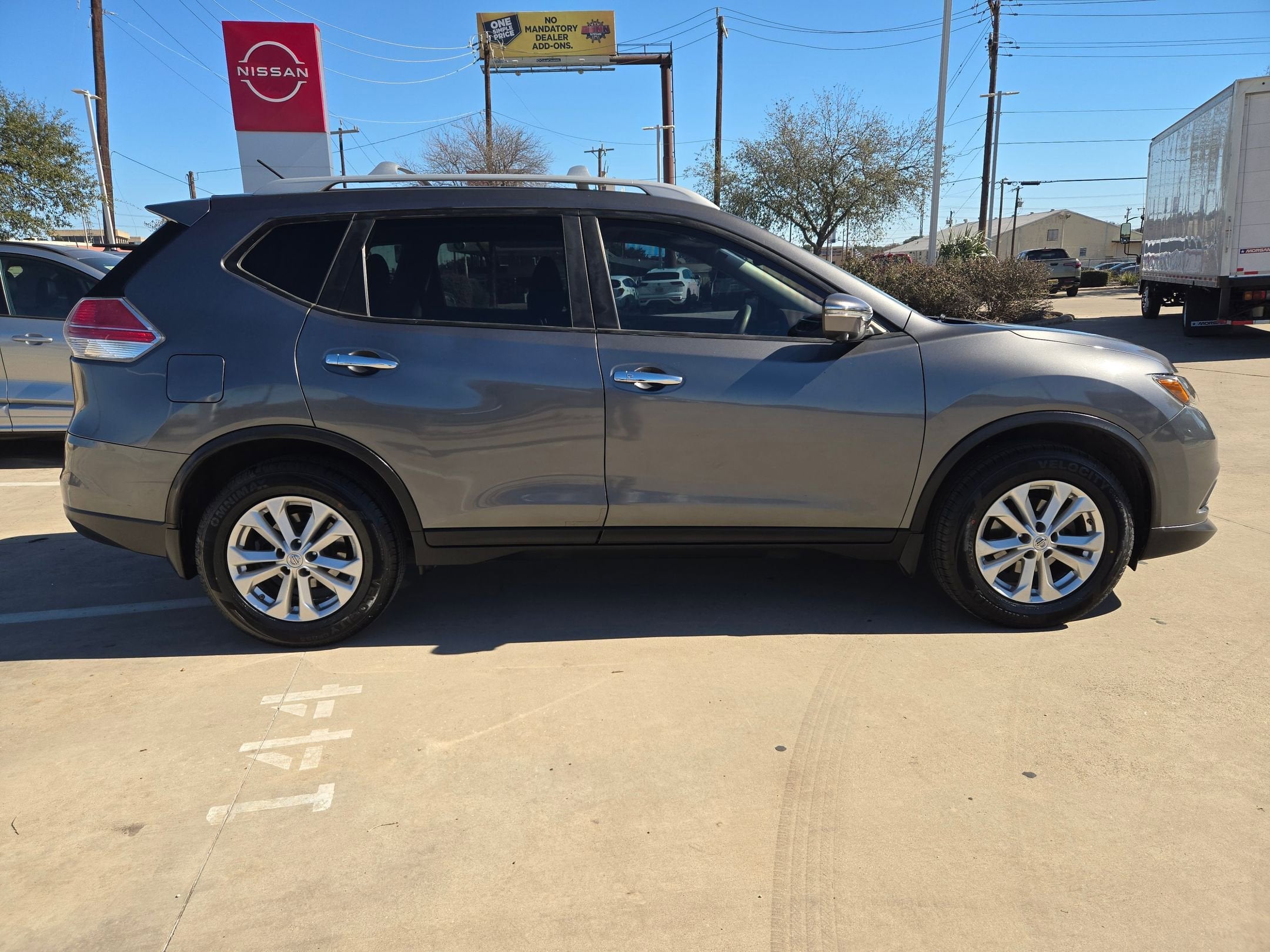 2015 Nissan Rogue SV