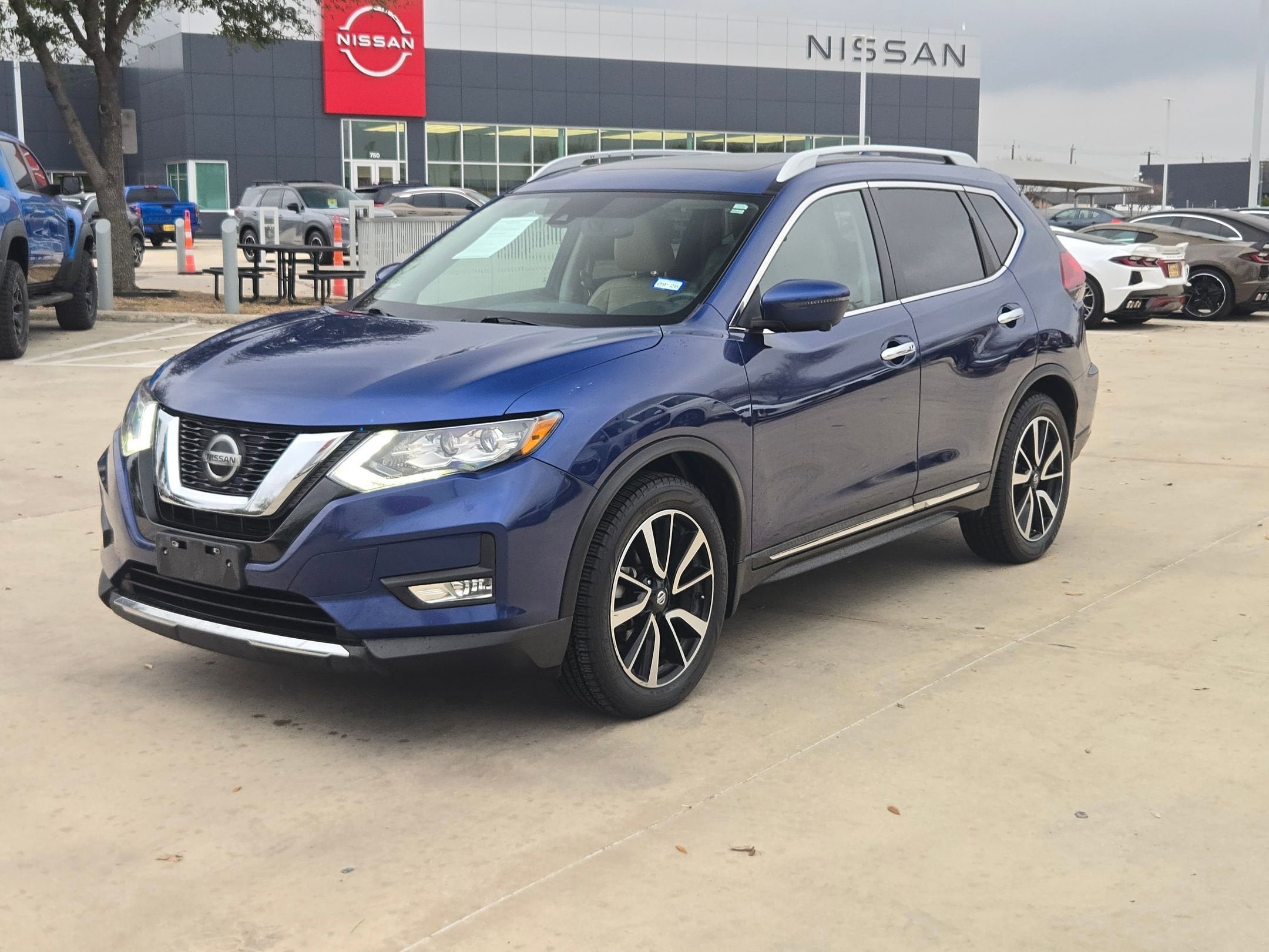 2020 Nissan Rogue SL