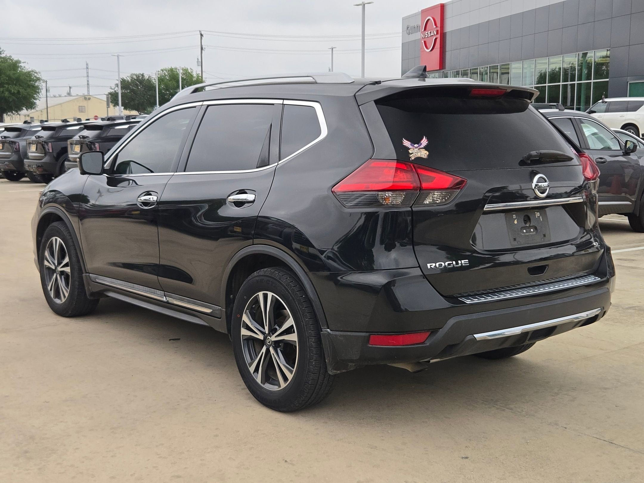 2017 Nissan Rogue SL