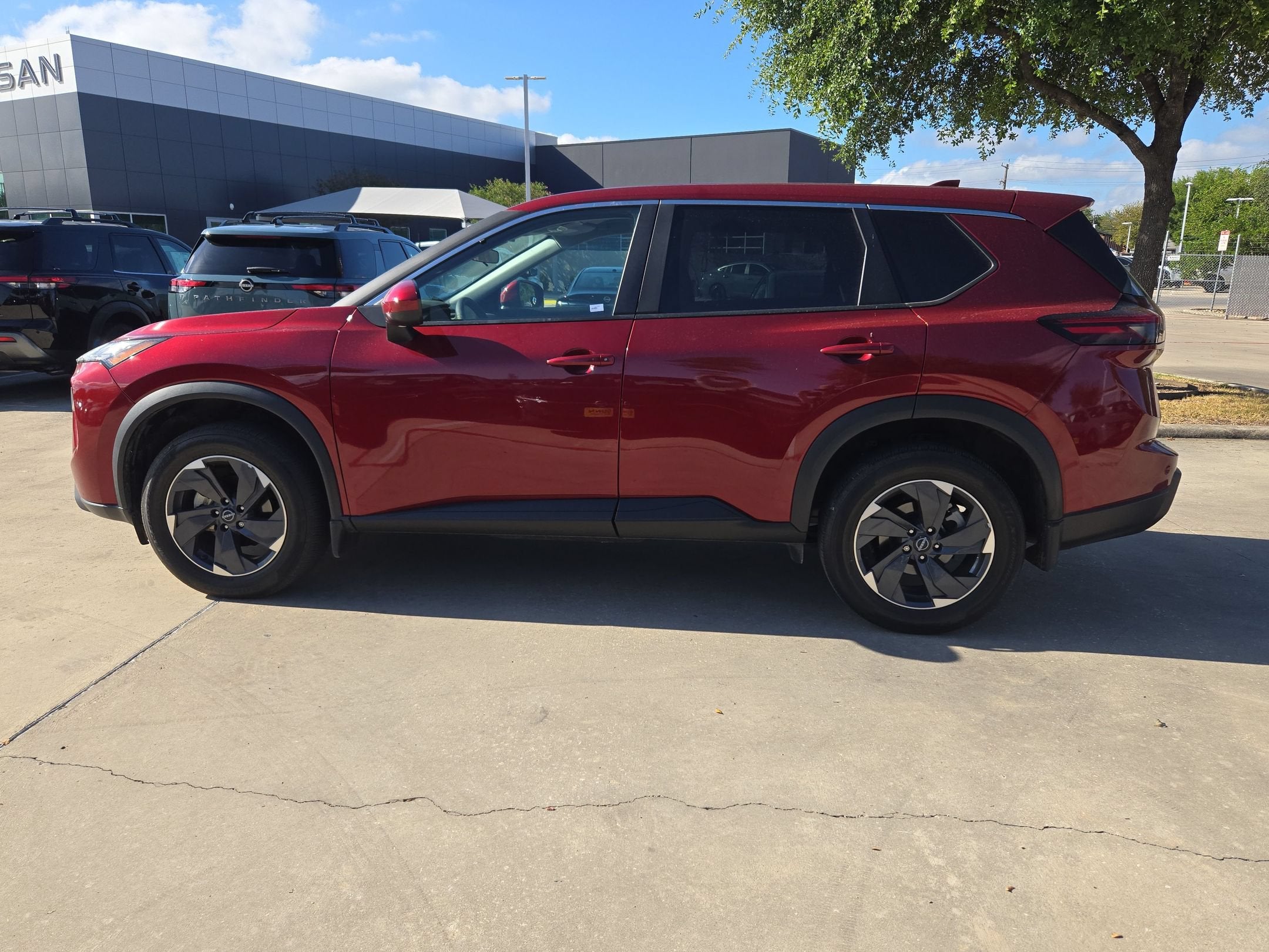 2025 Nissan Rogue SV
