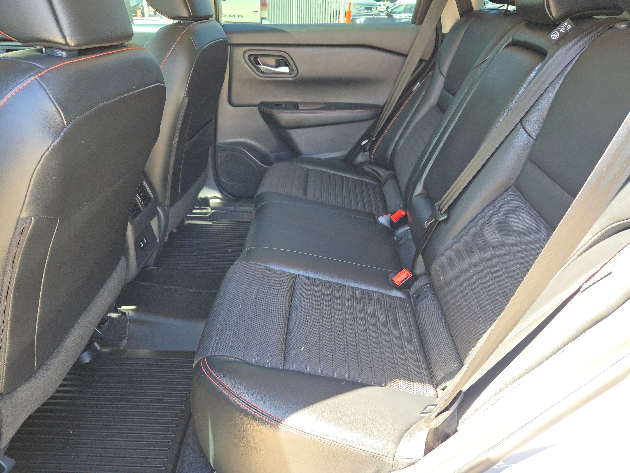 2025 Nissan Rogue Rock Creek®