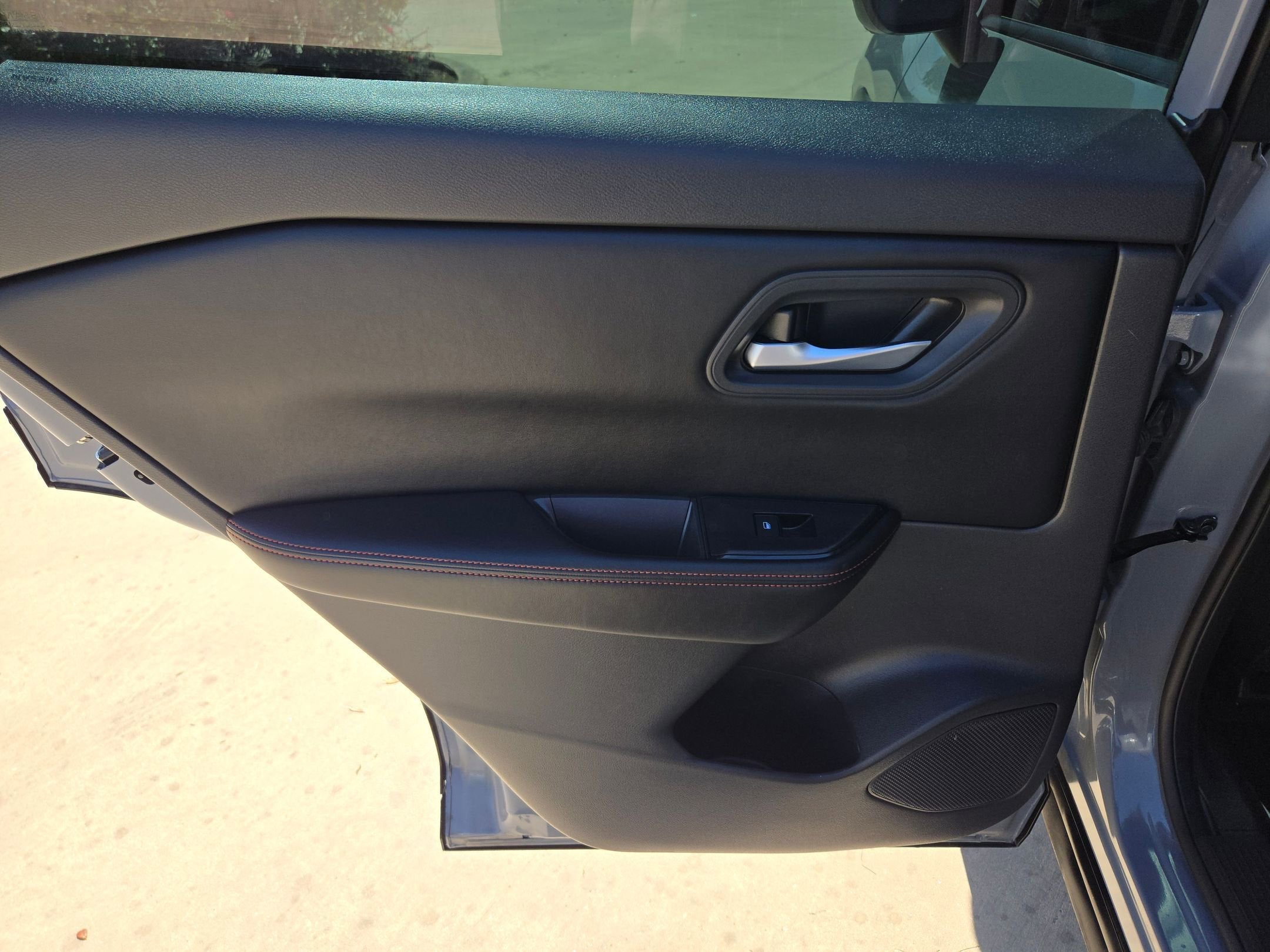 2025 Nissan Rogue Rock Creek®