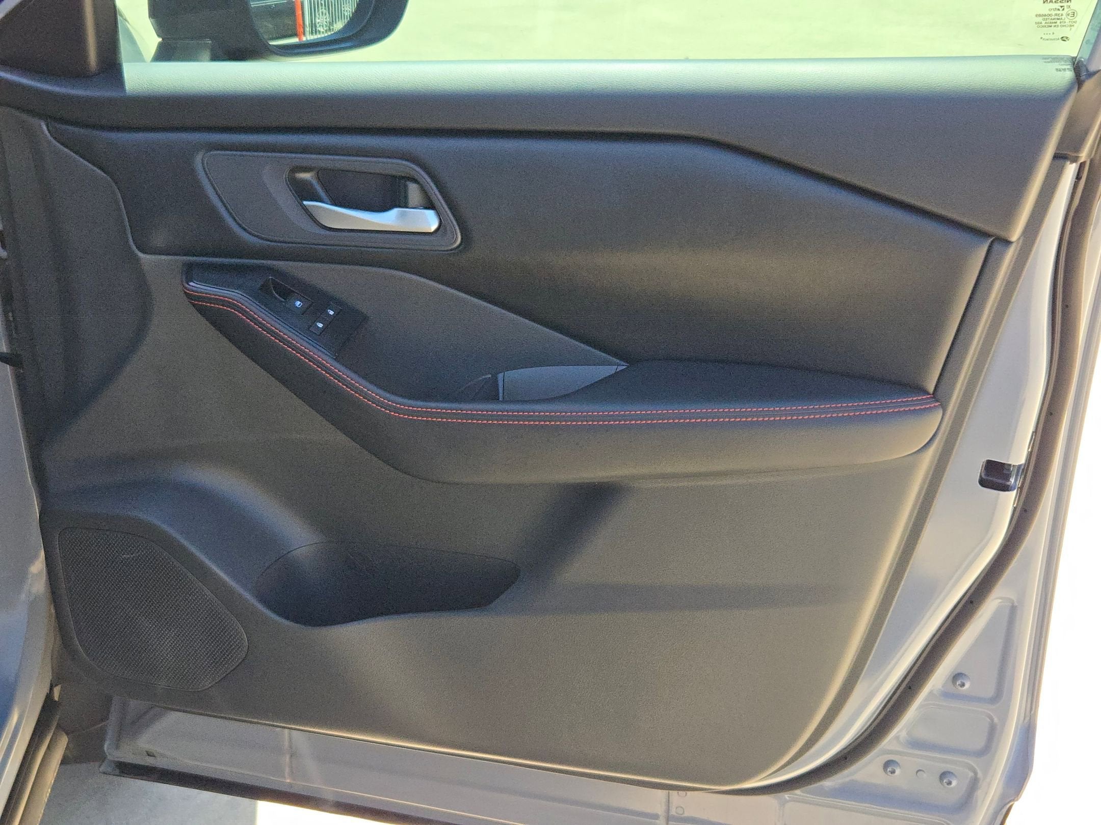 2025 Nissan Rogue Rock Creek®