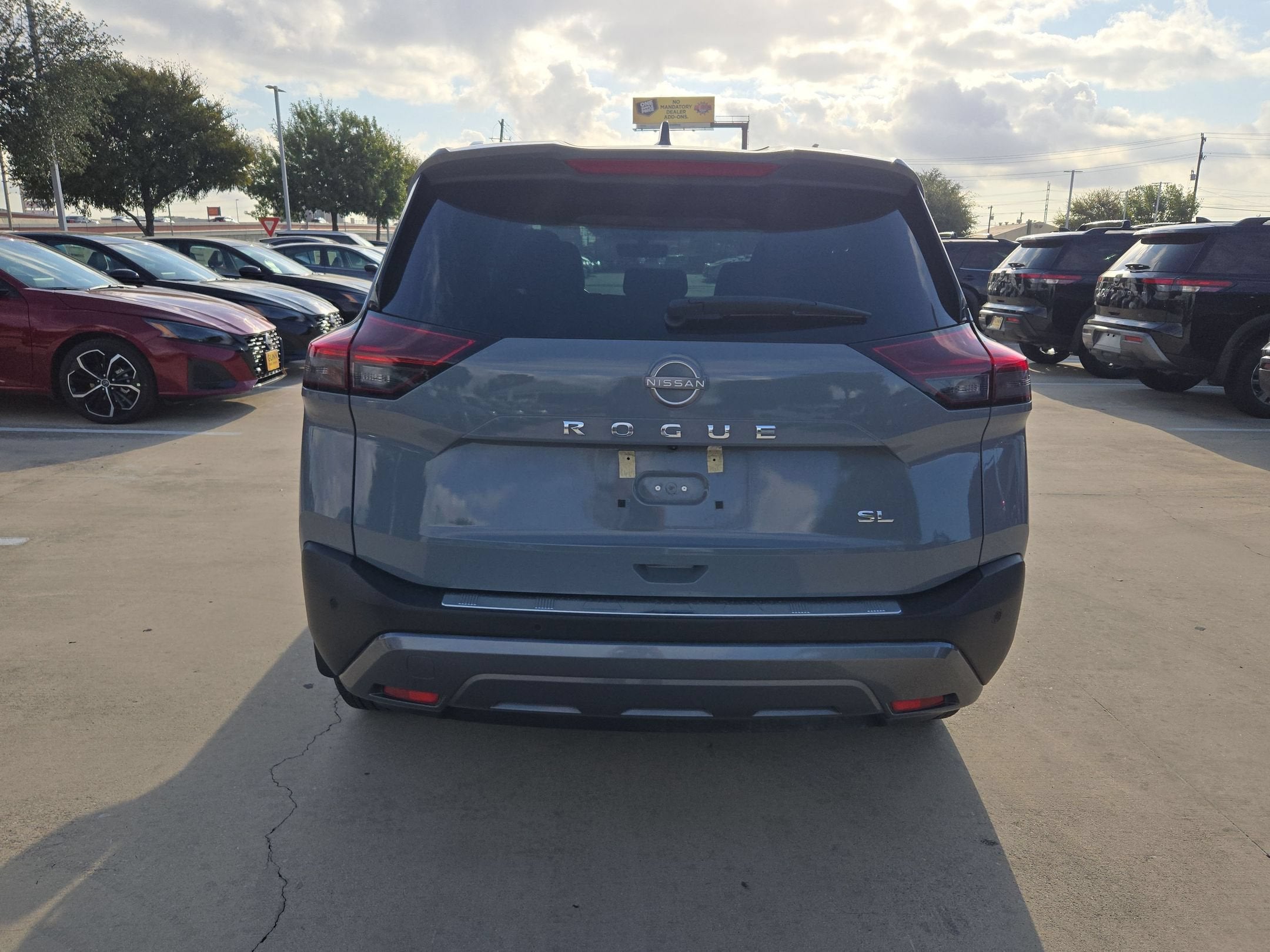 2023 Nissan Rogue SL