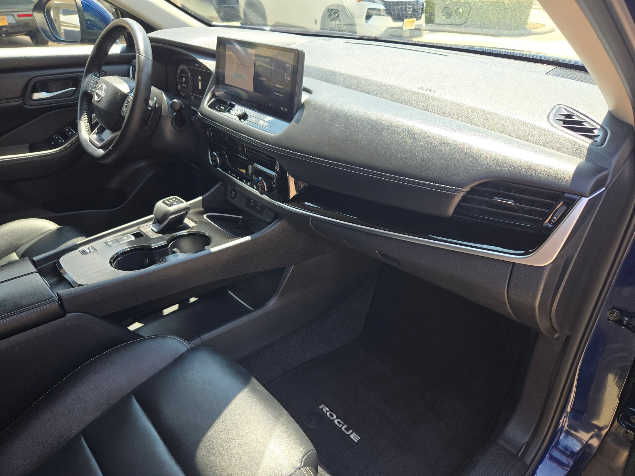 2026 Nissan Rogue SL