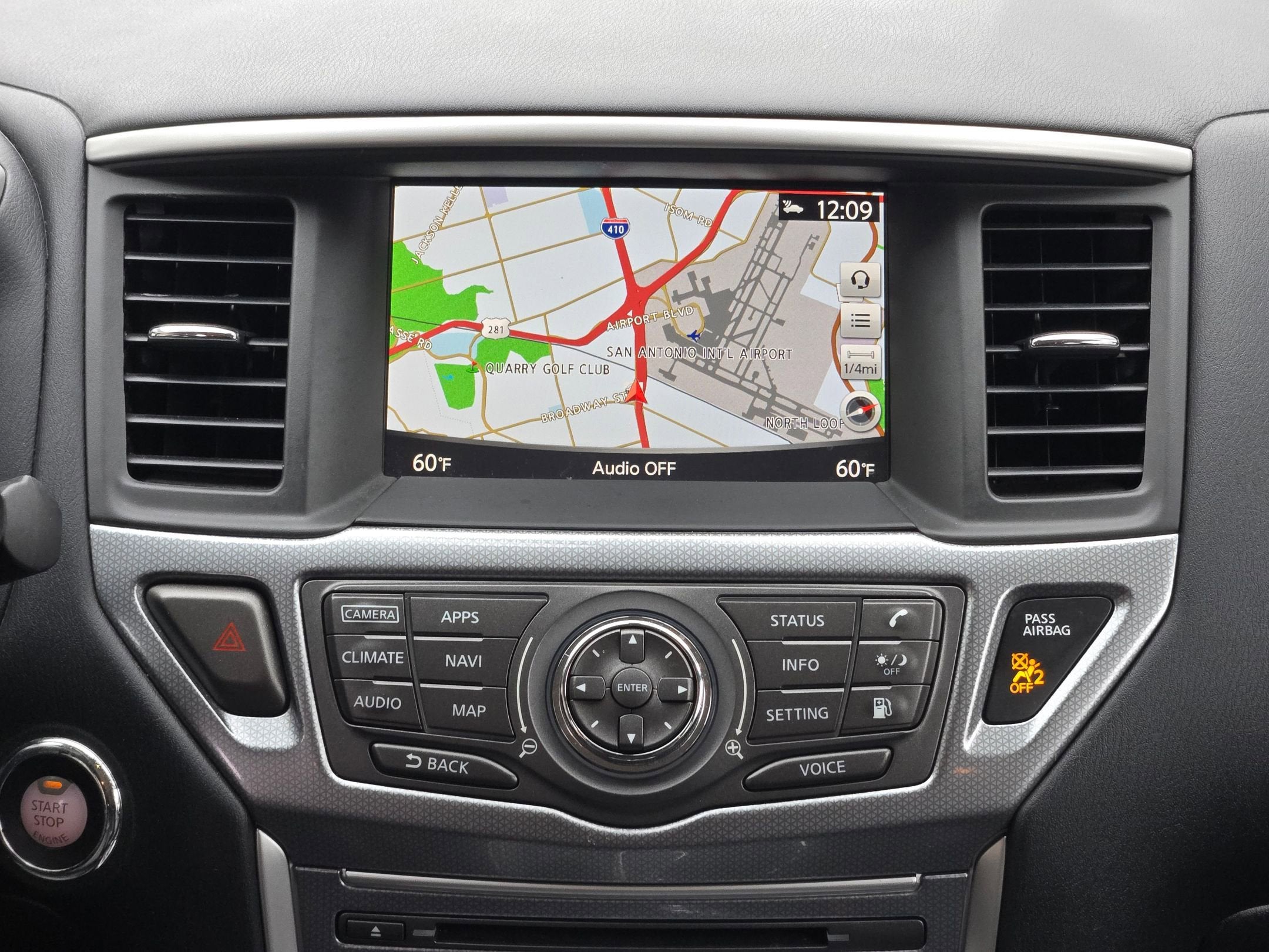 2020 Nissan Pathfinder SL