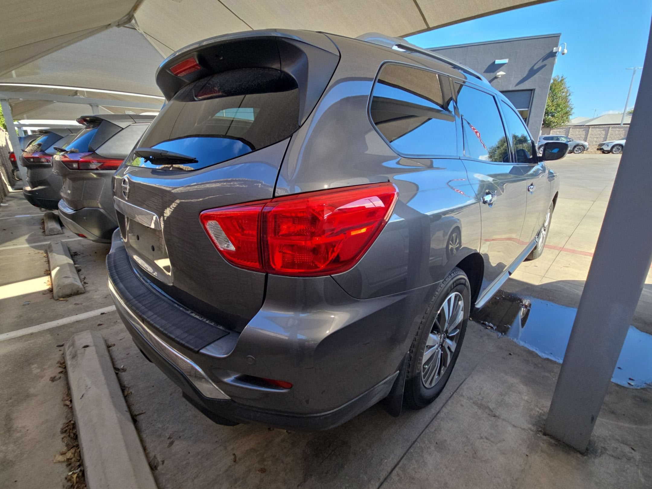 2019 Nissan Pathfinder S
