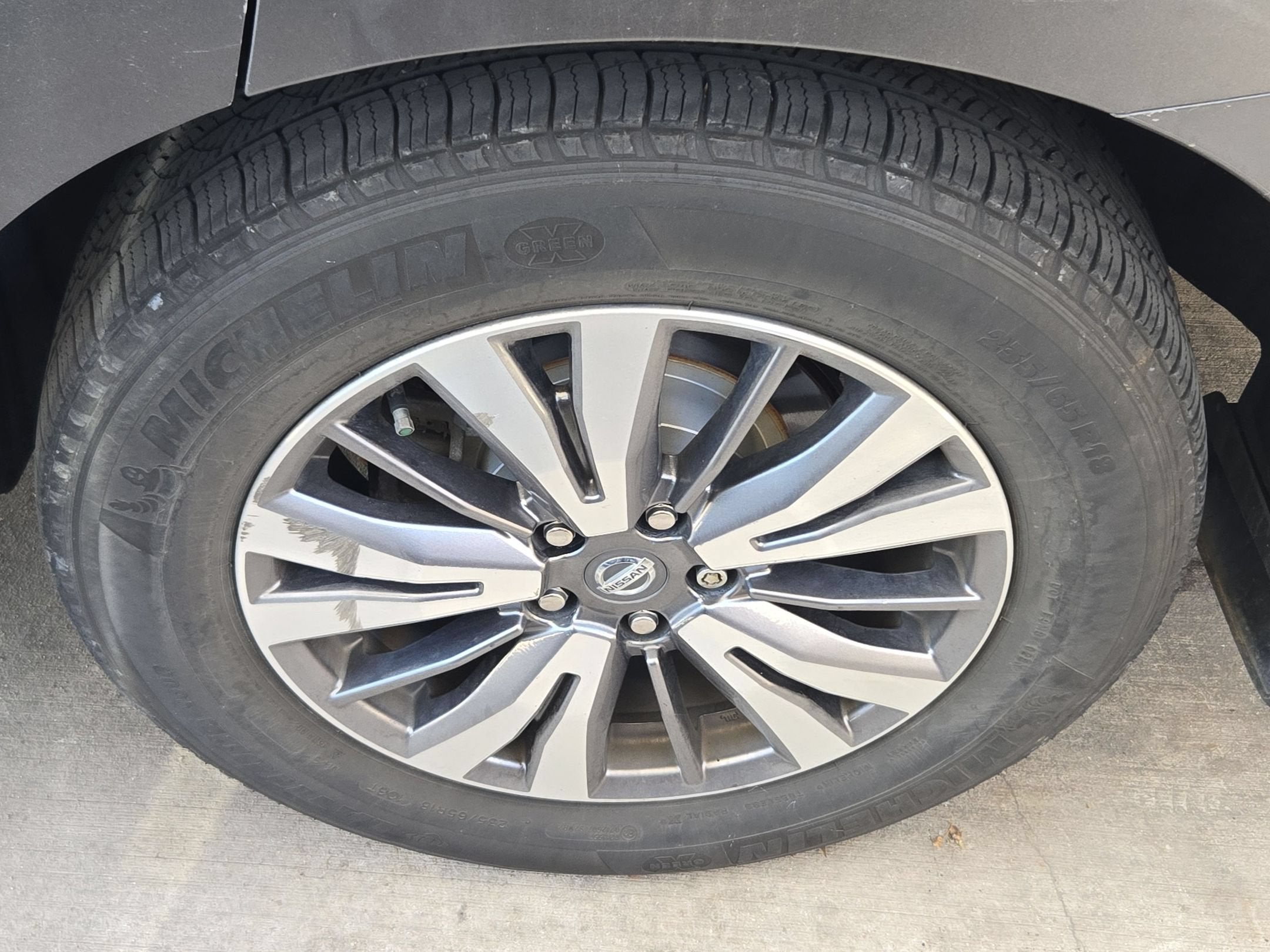2019 Nissan Pathfinder S