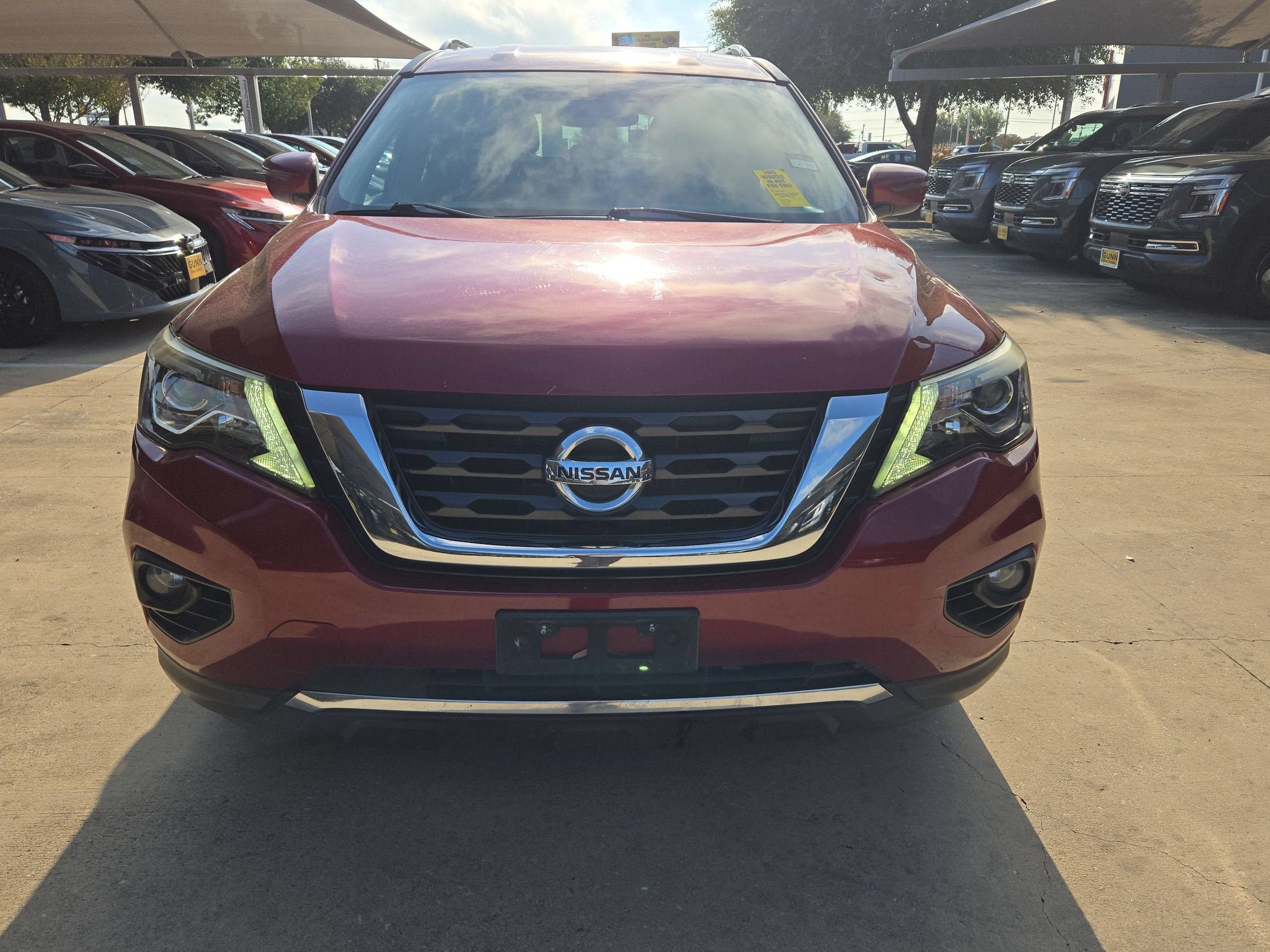 2019 Nissan Pathfinder SV