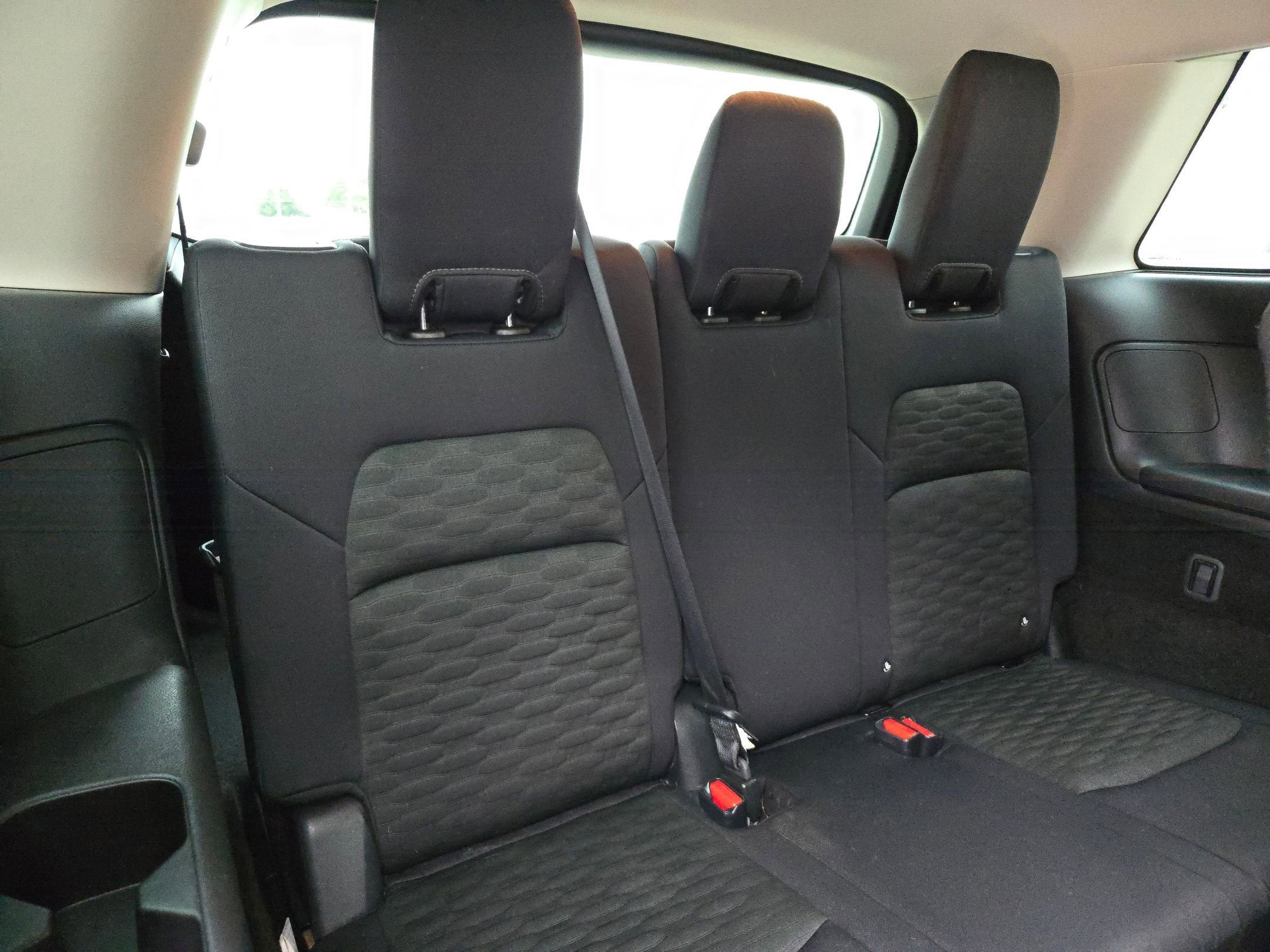 2023 Nissan Pathfinder SV