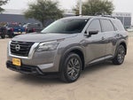 2023 Nissan Pathfinder SV