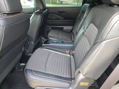2025 Nissan Pathfinder Rock Creek