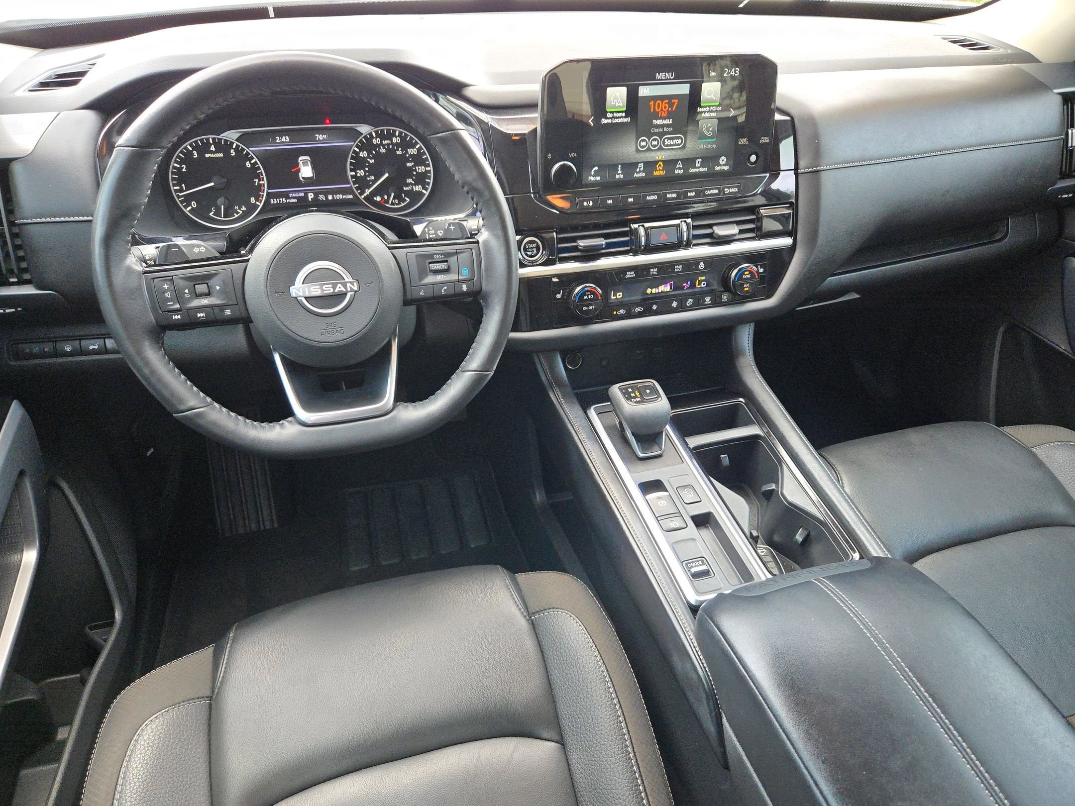 2023 Nissan Pathfinder SL