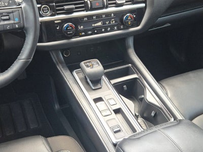 2023 Nissan Pathfinder SL
