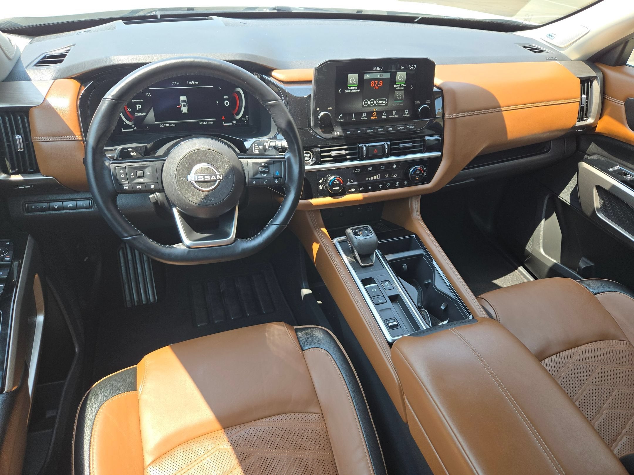2023 Nissan Pathfinder Platinum
