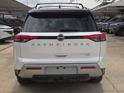 2025 Nissan Pathfinder Platinum