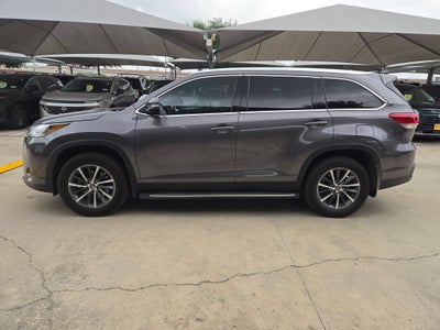 2019 Toyota Highlander XLE FWD