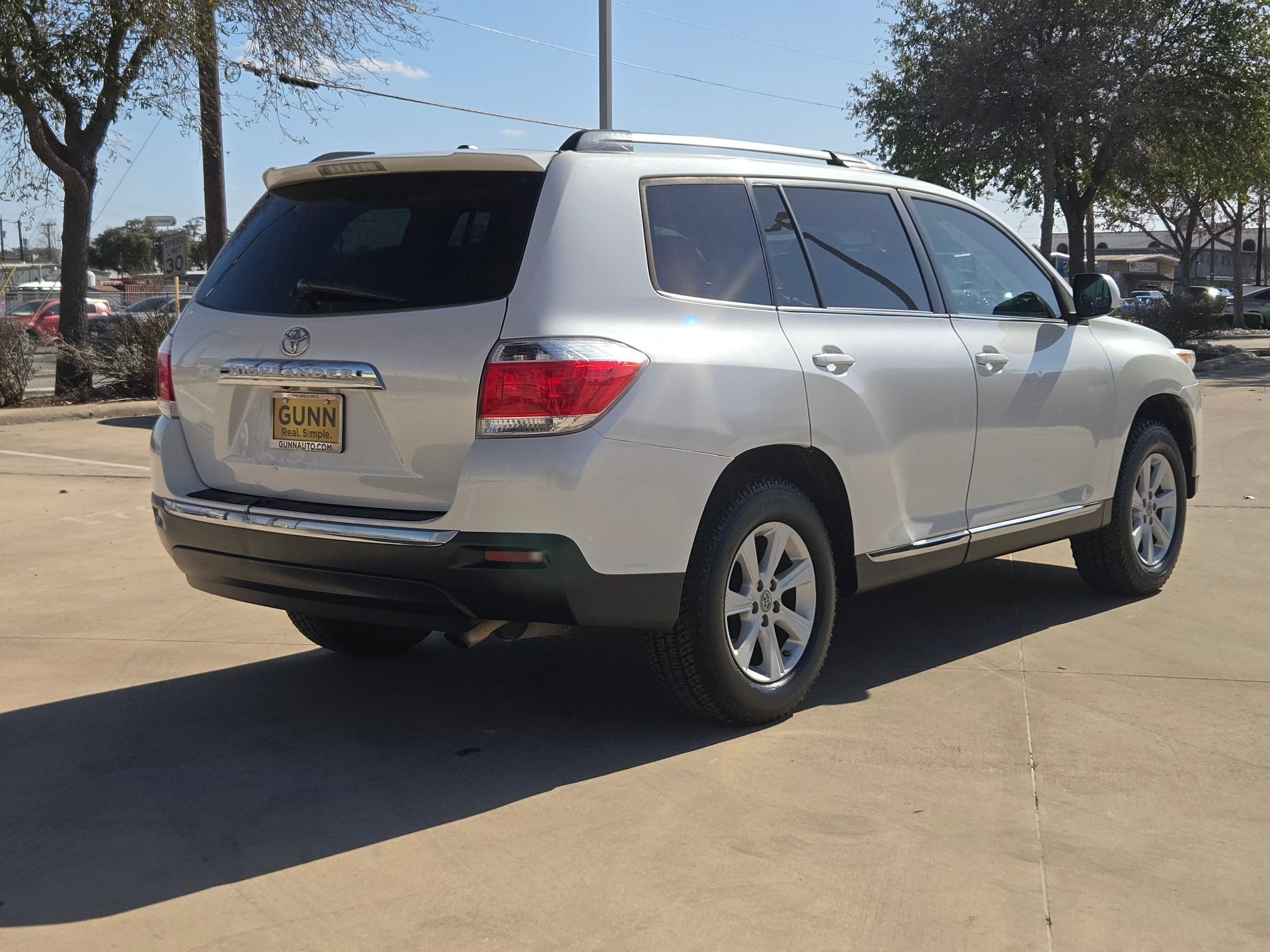 2012 Toyota Highlander SE