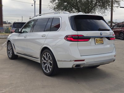 2025 BMW X7 xDrive40i
