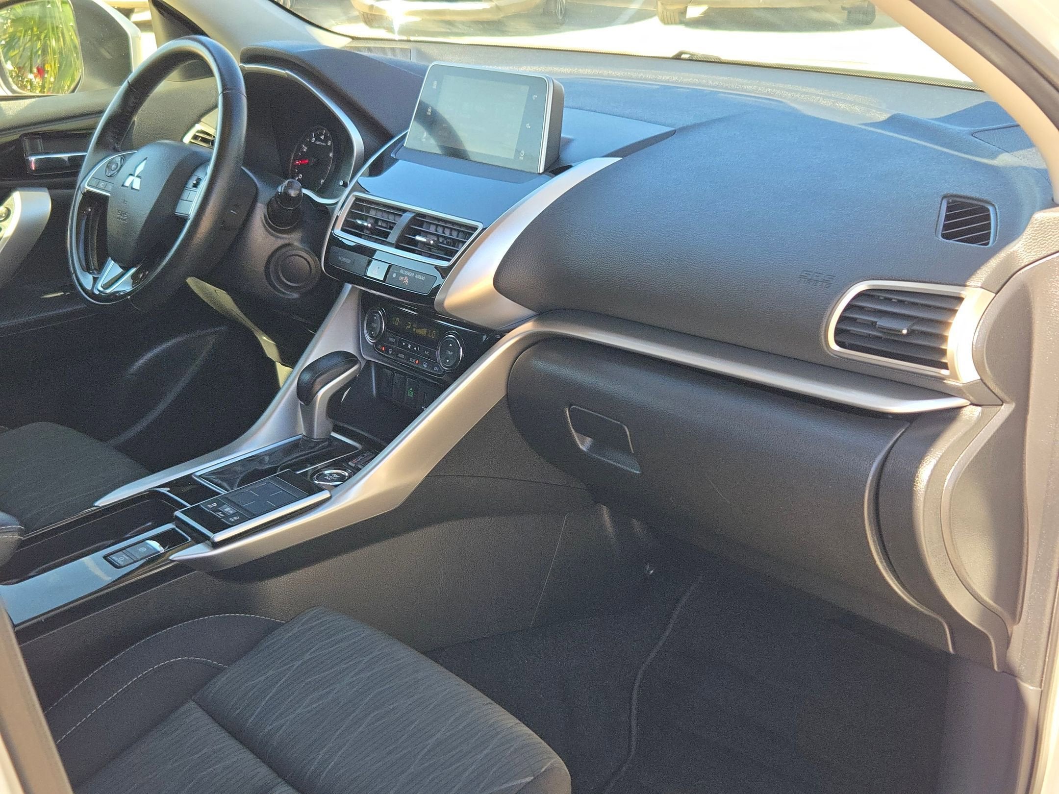 2019 Mitsubishi Eclipse Cross SE