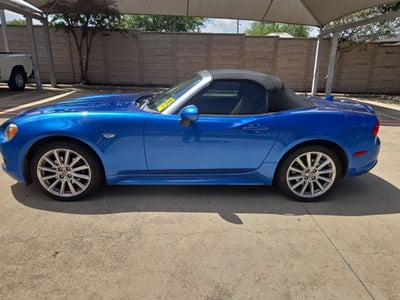 2017 FIAT 124 Spider Lusso