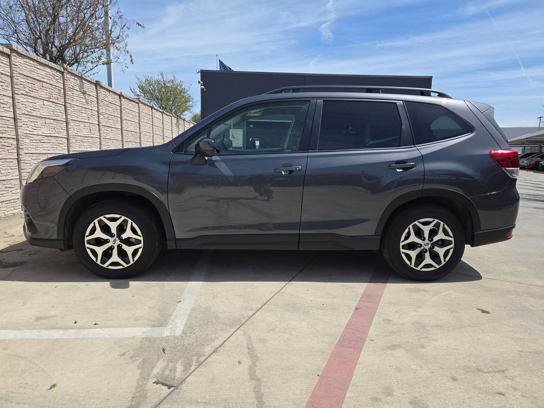 2023 Subaru Forester Premium