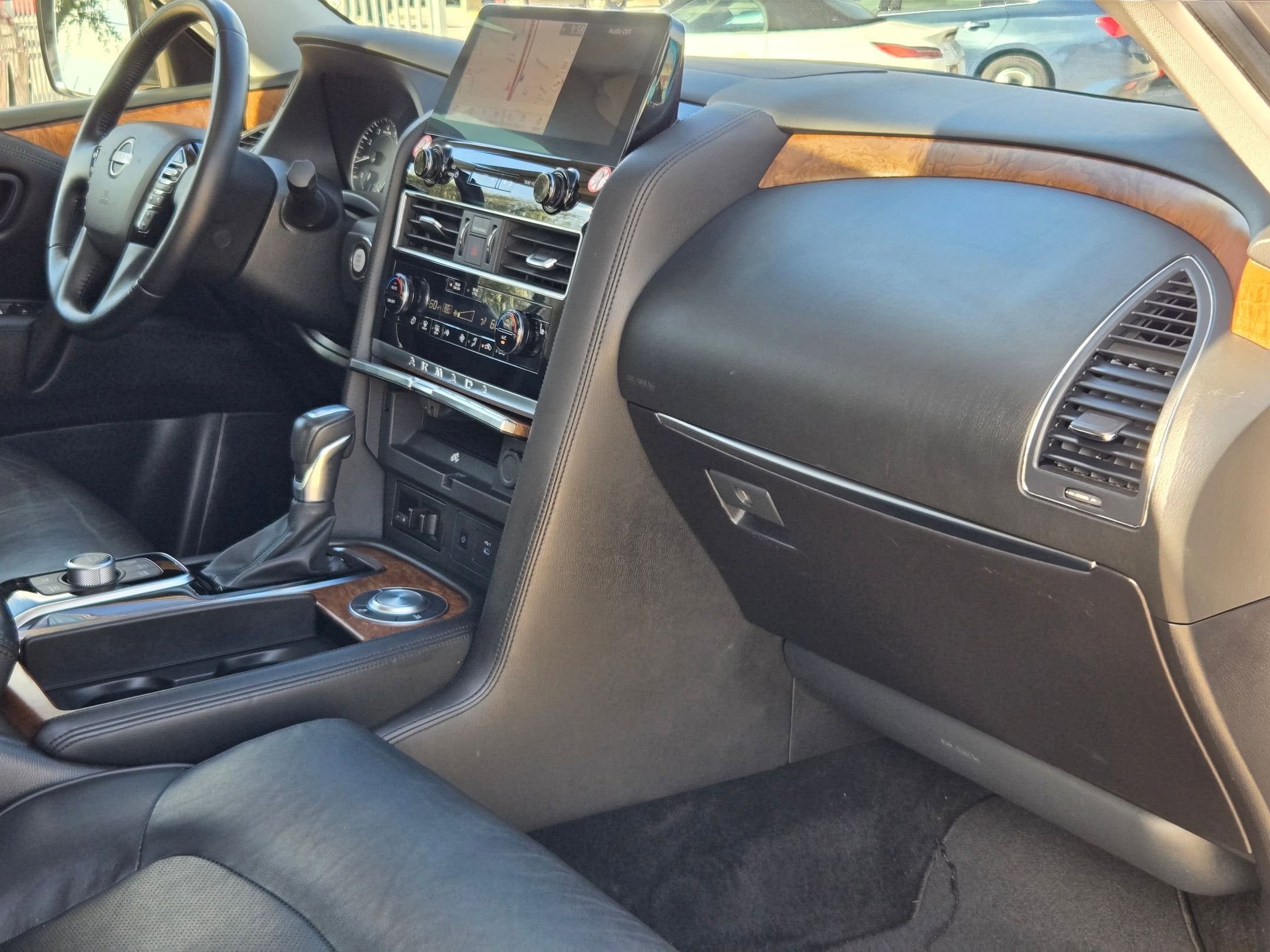 2024 Nissan Armada SL