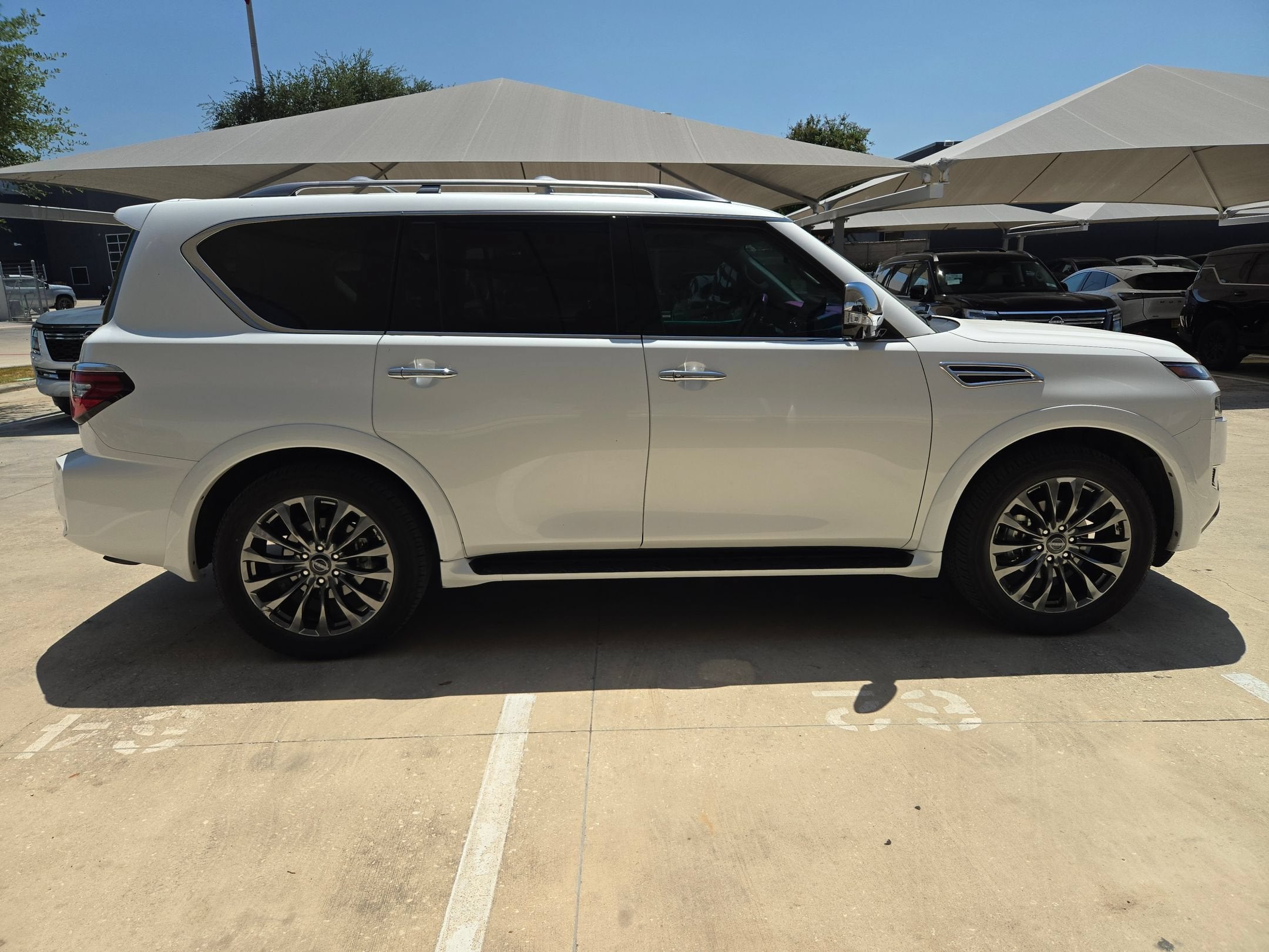 2023 Nissan Armada Platinum