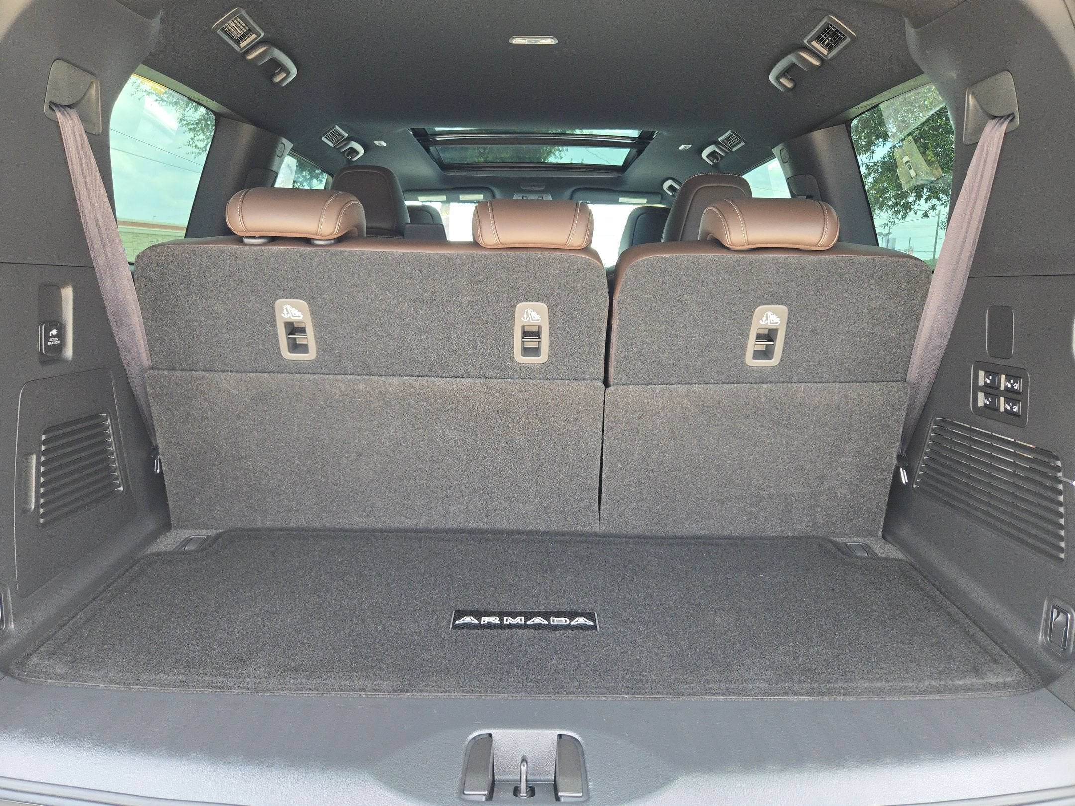 2025 Nissan Armada Platinum