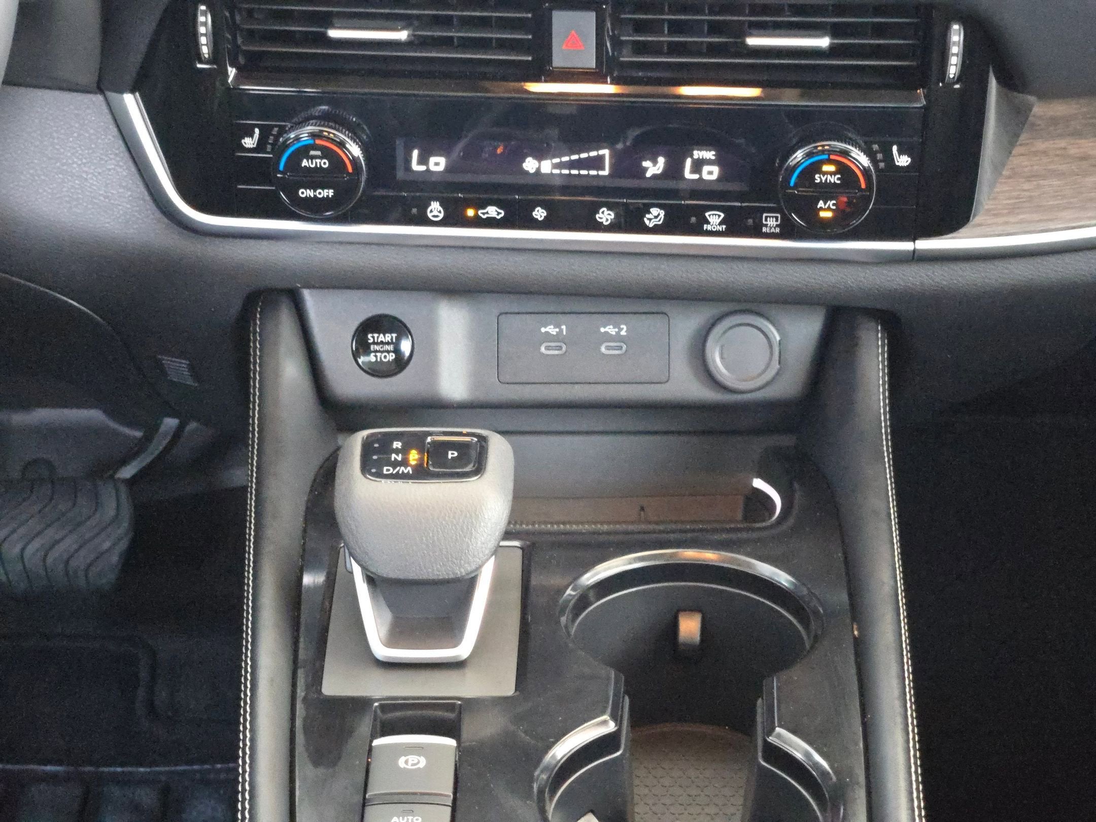 2025 Nissan Rogue Platinum